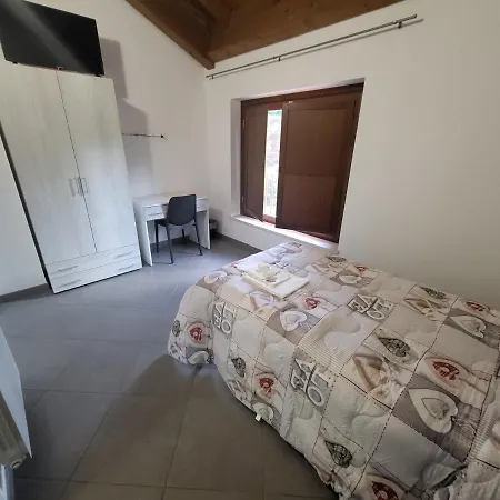 Bed&Breakfast Da Pina Nocleg ze śniadaniem Coppito